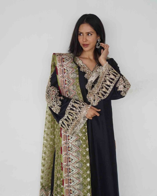 Sonam Bajwa Grand Pakistani Suit